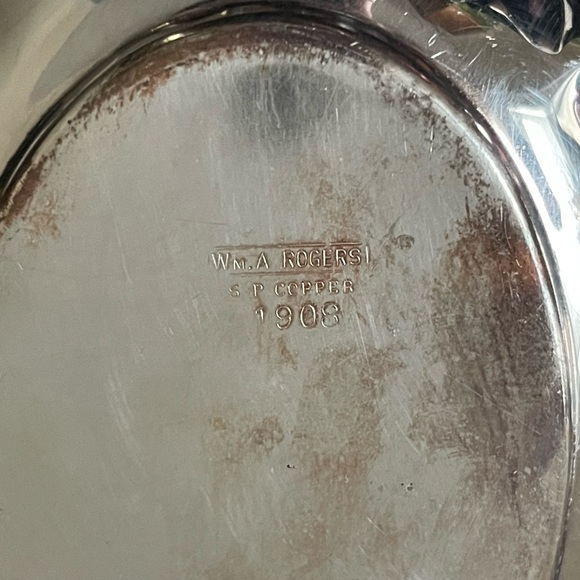 Wm. A Roger’s Silver Plated Oval Candy/Trinket Dish - Picture 4 of 7